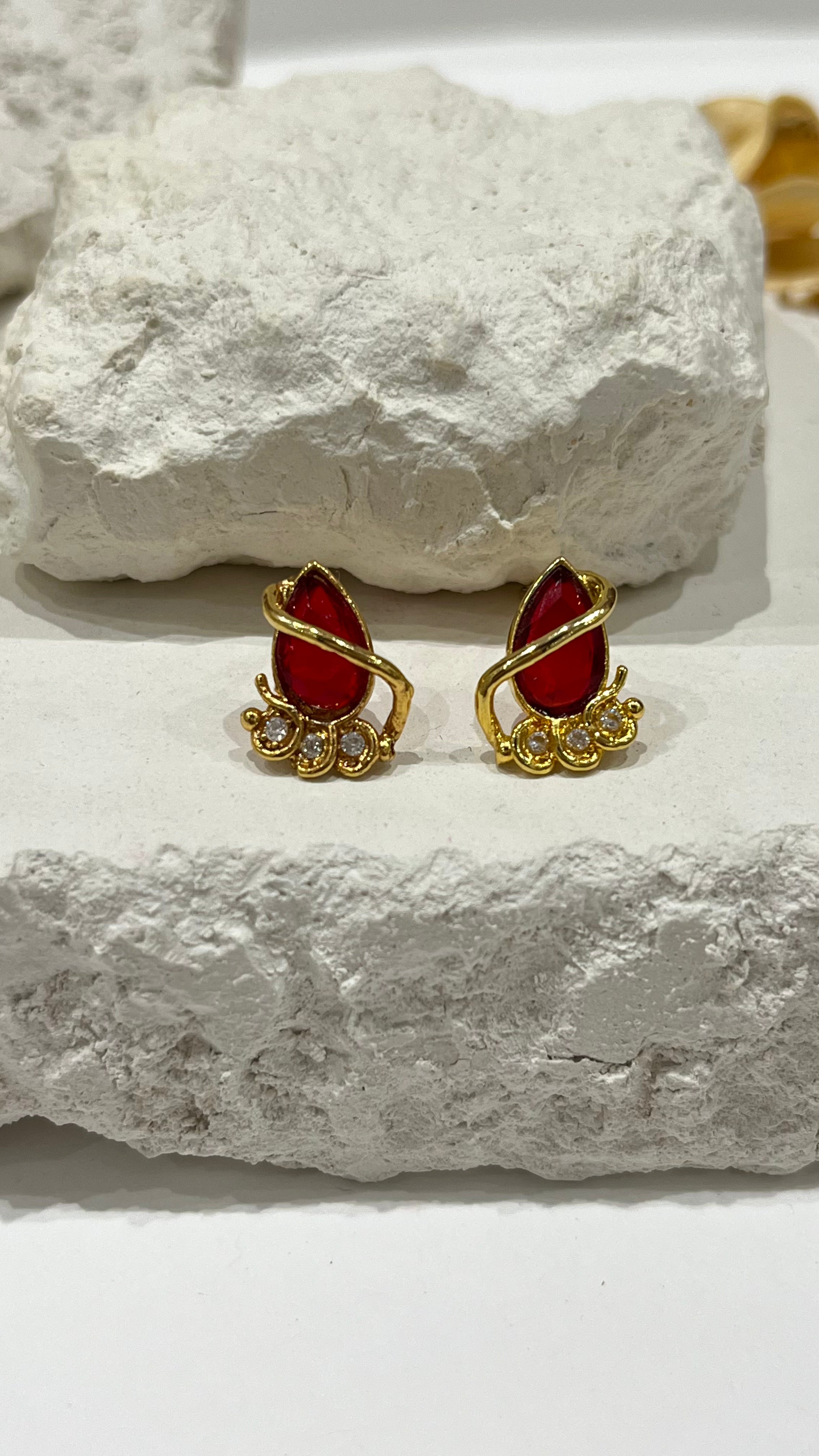 Gulnar Earstud