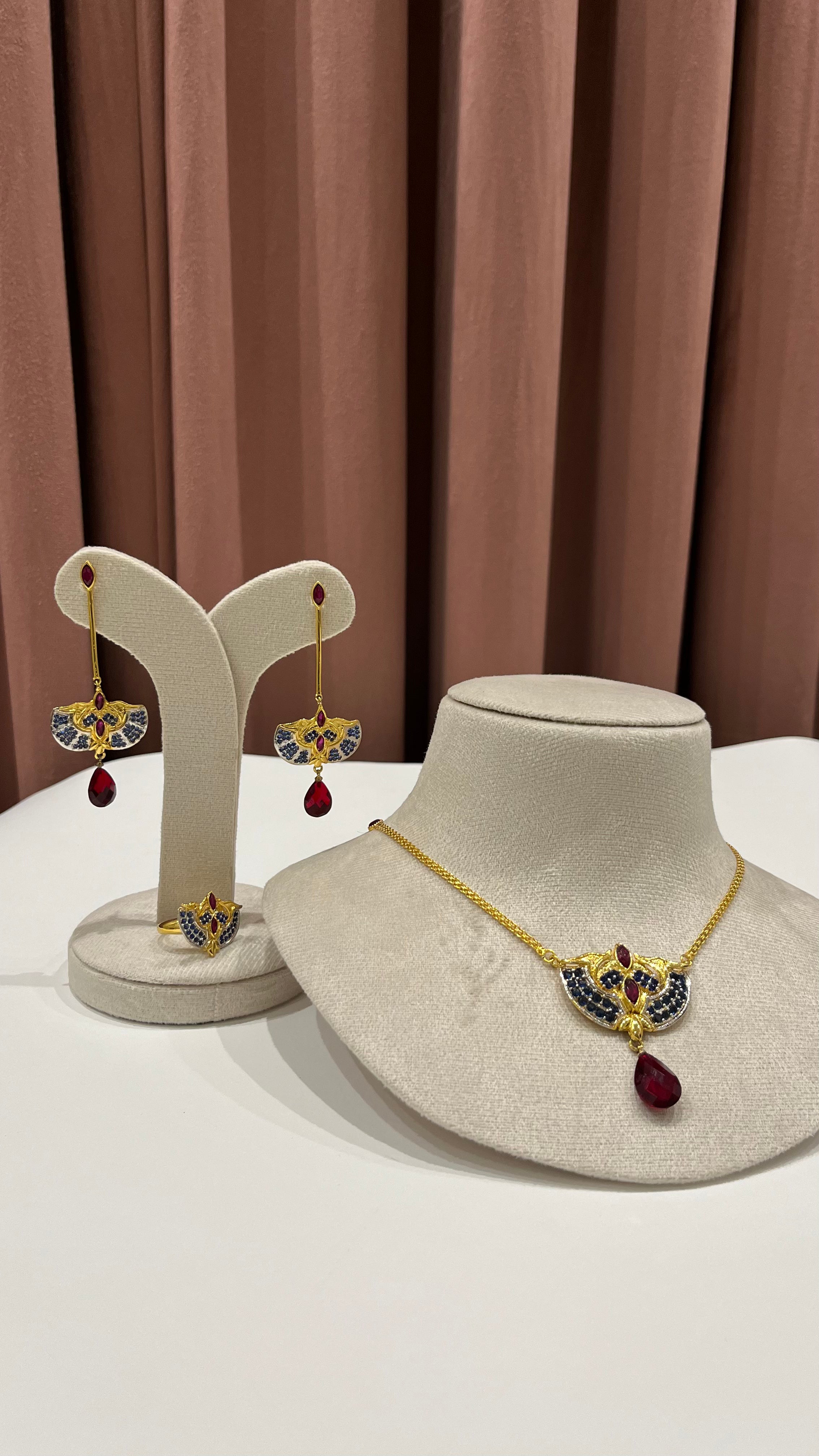 Amara Set